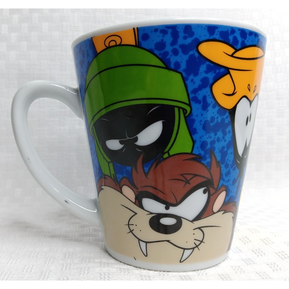Vintage 1999 WB Looney Tunes Mug Bugs Taz Tweety Daffy Sylvester Martian Cup